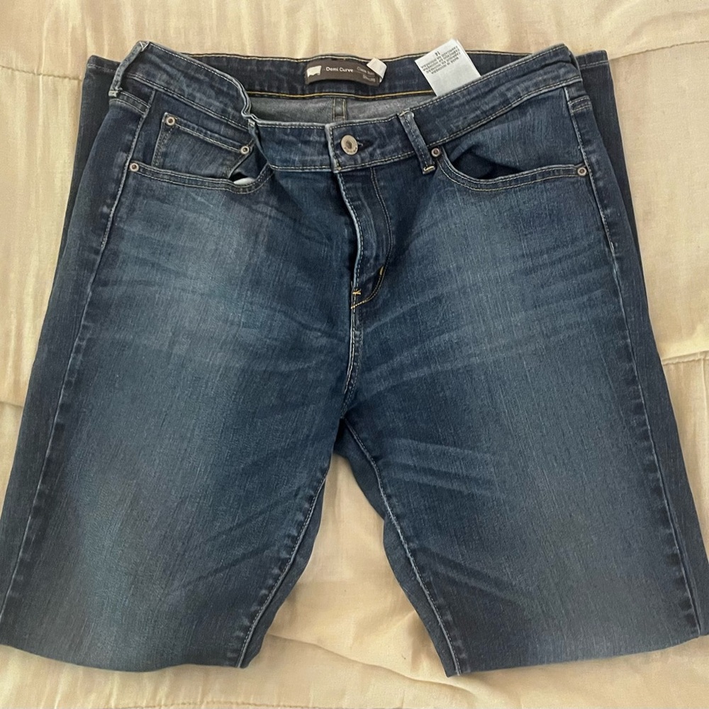 Levi’s Demi Curve Classic Rise, Slim Leg Jeans navy blue Size 14/32